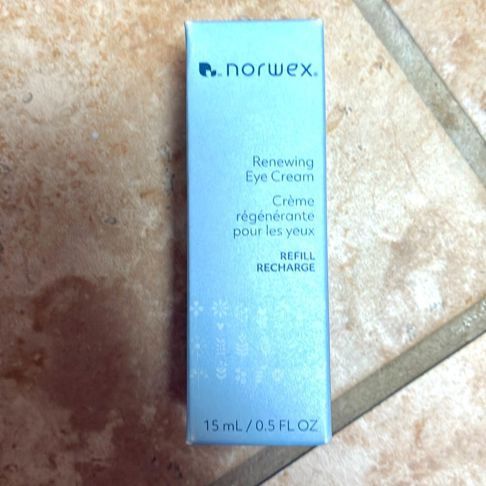 Norwex renewing eye cream refill